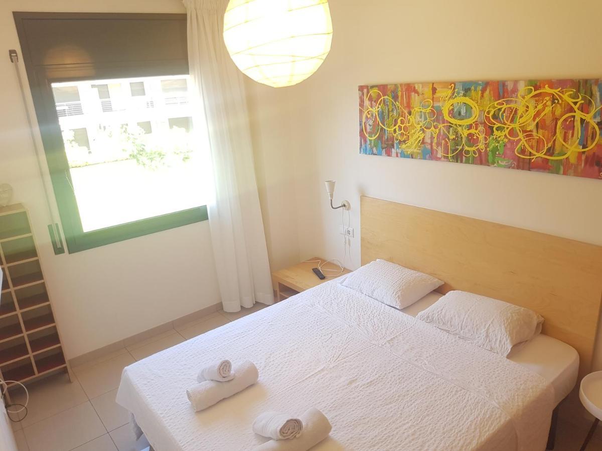 Beautiful Apartment 75M2 With View At The Beach, Pool, Parking Roses Exterior photo