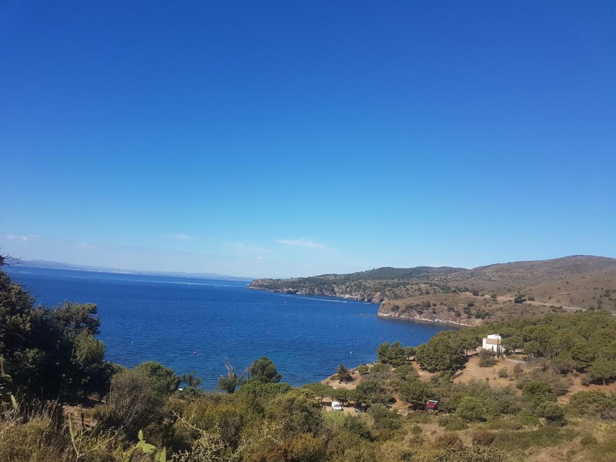 Beautiful Apartment 75M2 With View At The Beach, Pool, Parking Roses Exterior photo